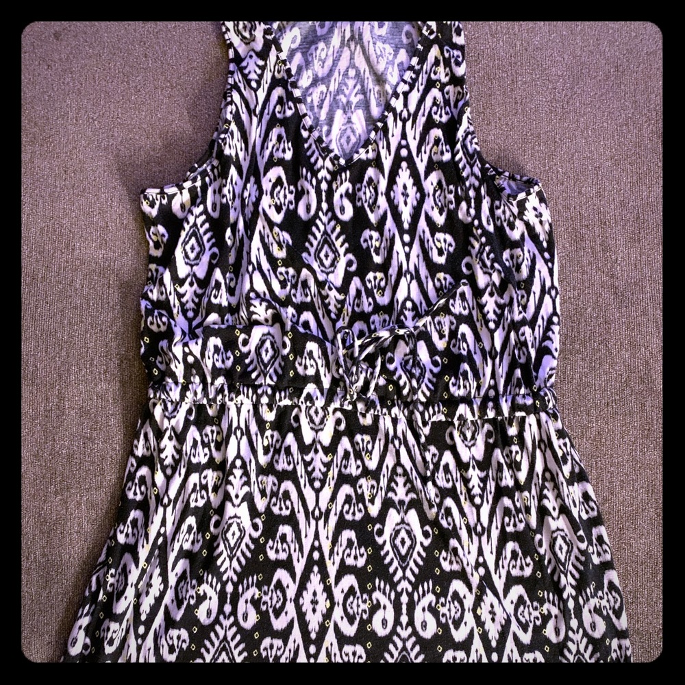 Black and white pattern summer dress
